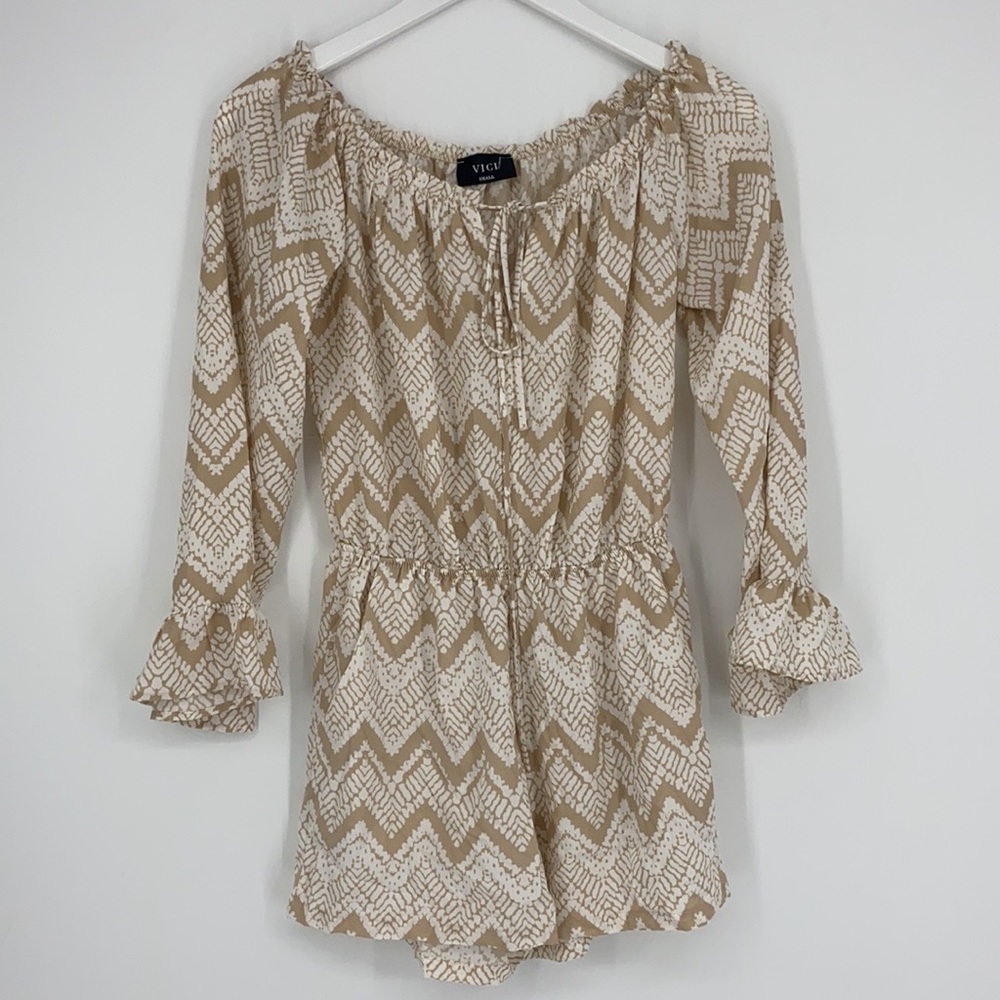 VICI Off-The-Shoulder Zig-Zag Pattern Bell Sleeve Romper - Picture 2 of 8